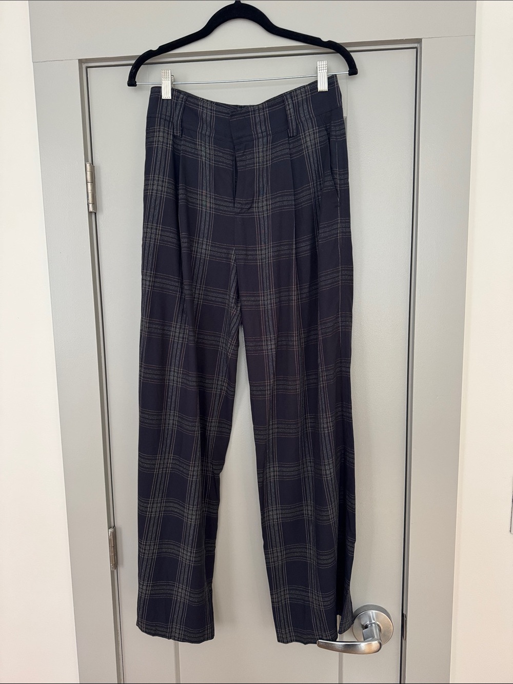 Woman’s Plaid Dress Pants